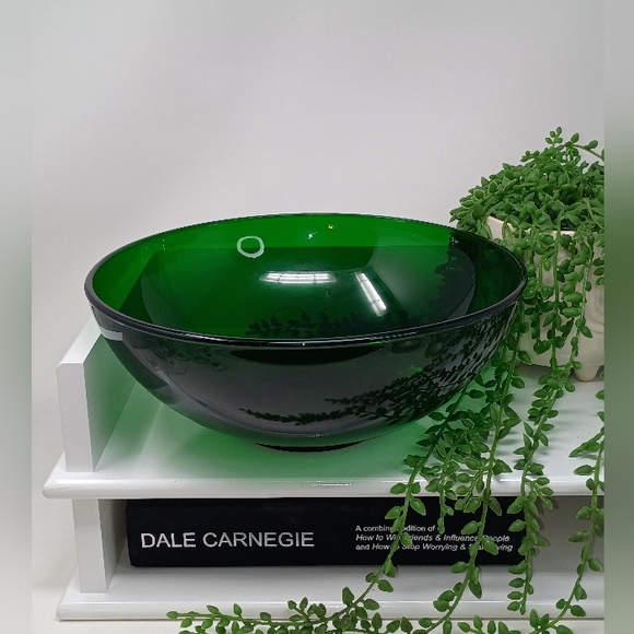 Green Glass Bowl - Picture 2 of 2